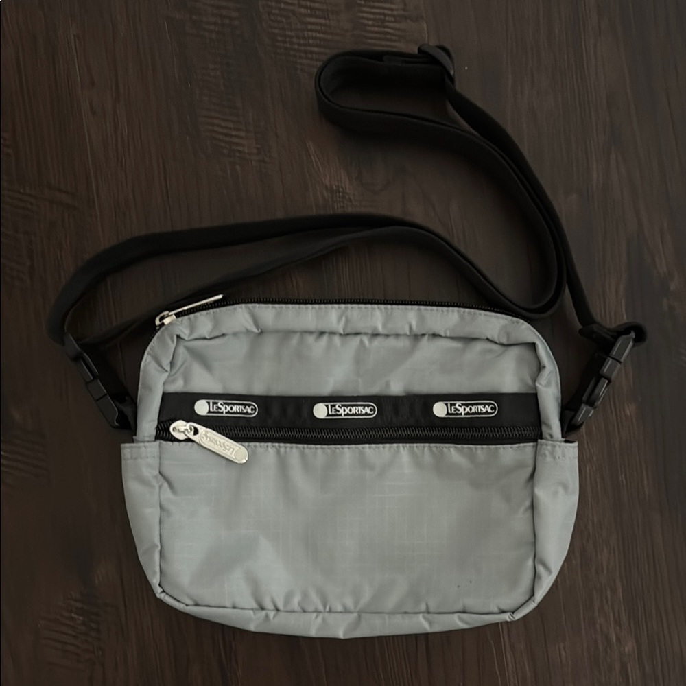 LeSportsac CROSSBODY BELT BAG GRAY BLACK DETACHABLE ADJUSTABLE STRAP - Picture 7 of 9